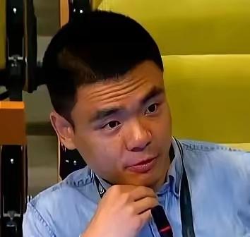 日本总在联合国拿广岛卖惨，
却绝口不提自己为什么挨炸。
徐德智记者站起来只问了两