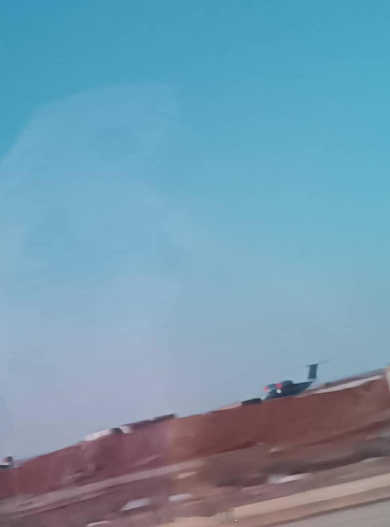 两架俄罗斯运输机降落在叙利亚东北部卡米什利机场，具体任务不明。 