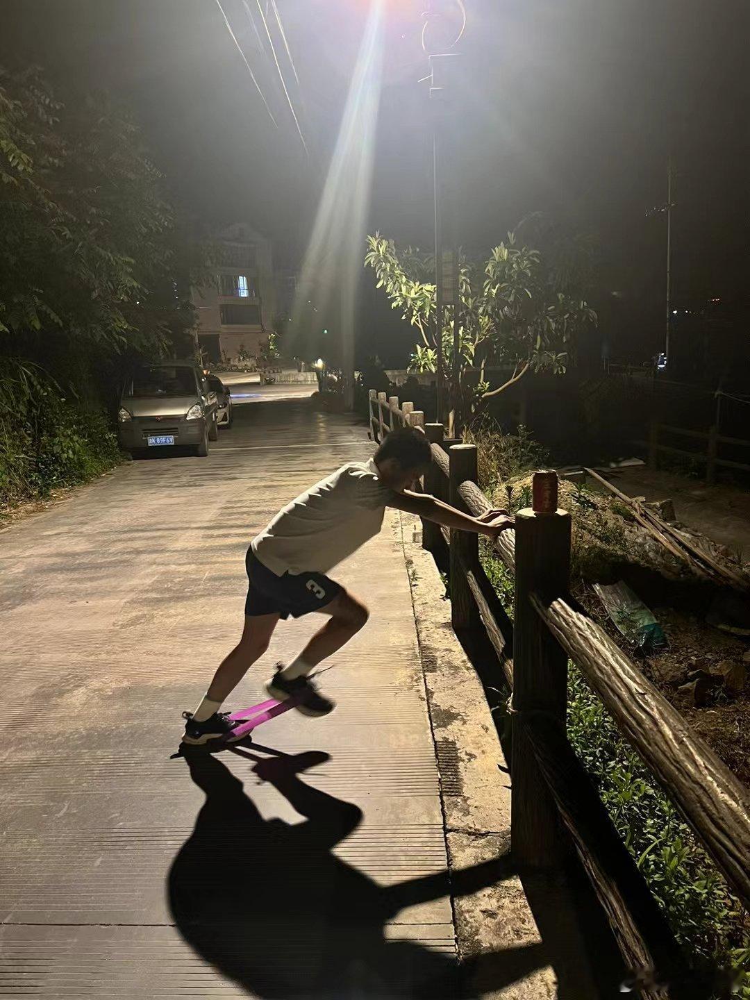 动起来动起来，脂肪就跑了，身高就直线上升了 ​​​