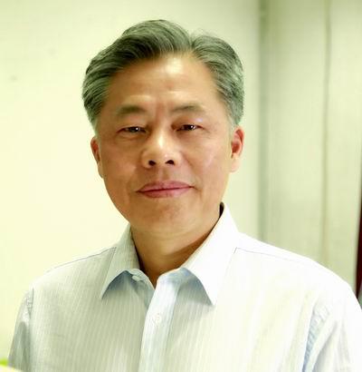 一句话扎透中国人痛点！清华国家级古文字首席黄德宽早提醒：全国苦学英语十几年，多数