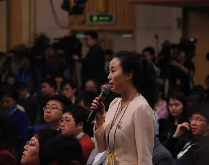 全世界其实都被特朗普给耍了，所谓的打击伊朗，从头到尾就是个用来迷惑所有人的幌子，