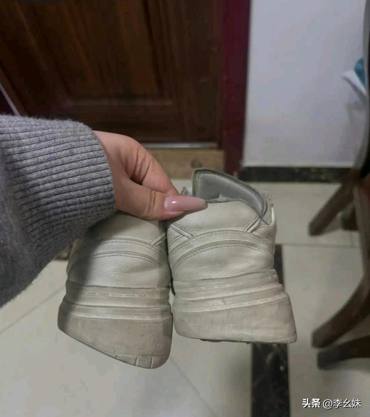 是什么样的人才能把鞋穿成这样？