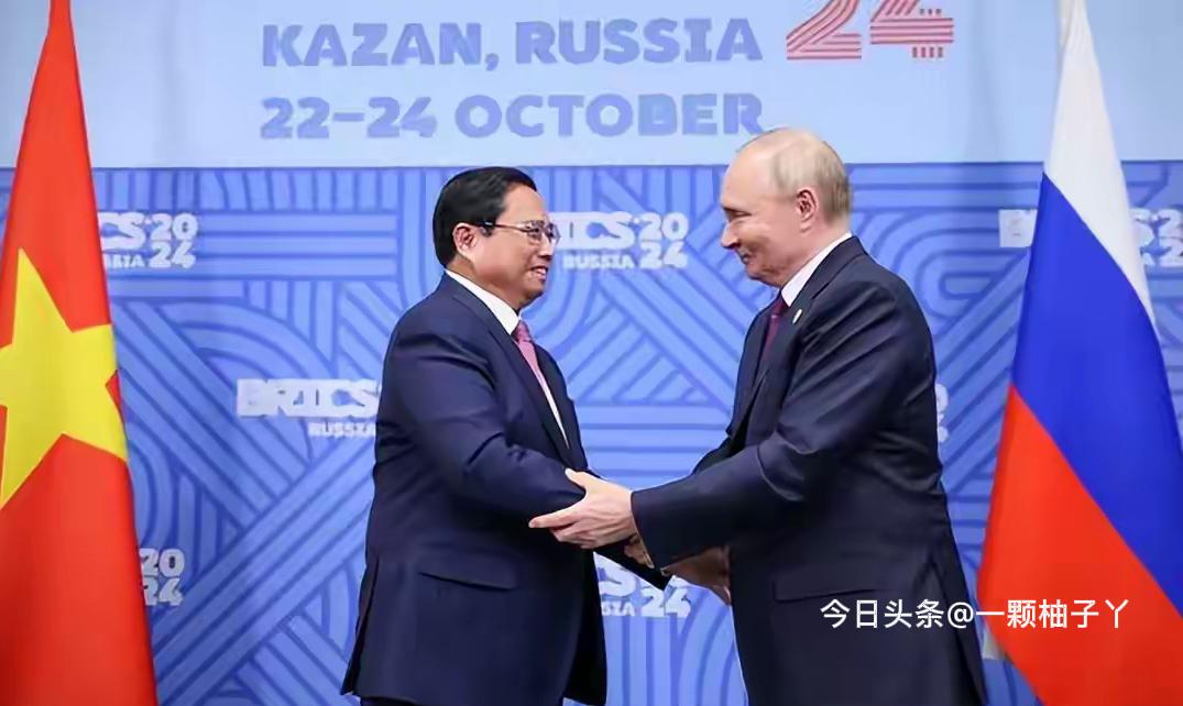越南总理范明政正式访问俄罗斯，引发不少关注，网传因能源缺口紧急访俄，这一说法基本