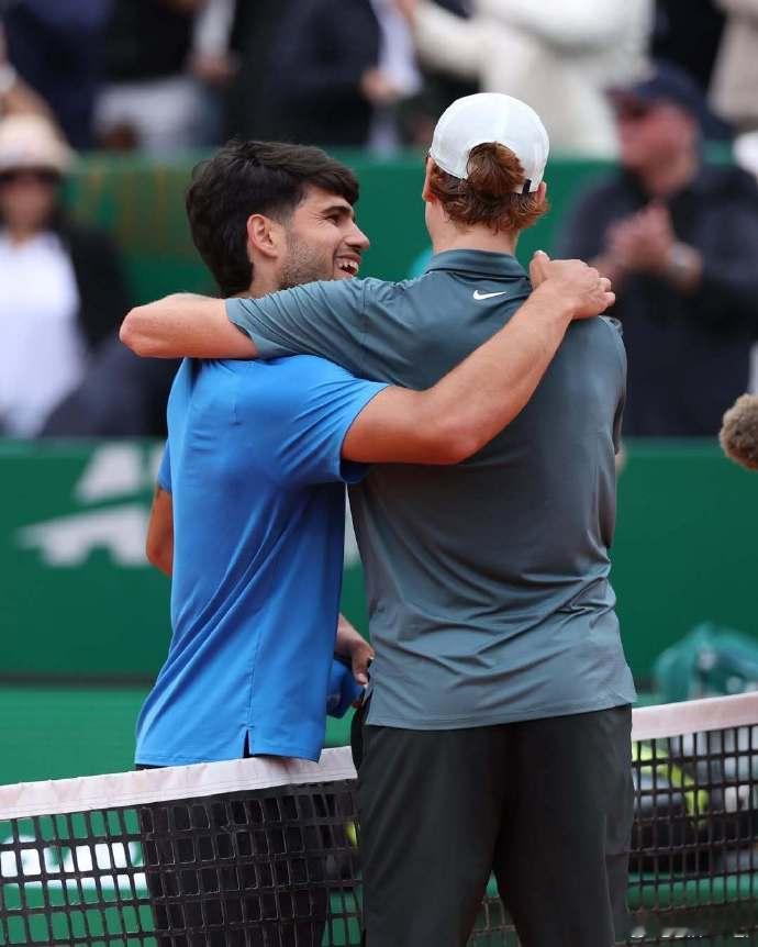 辛纳首夺蒙特卡洛冠军 并重回世界第一第十七次“辛卡决”，辛纳以7-6/6-3击败