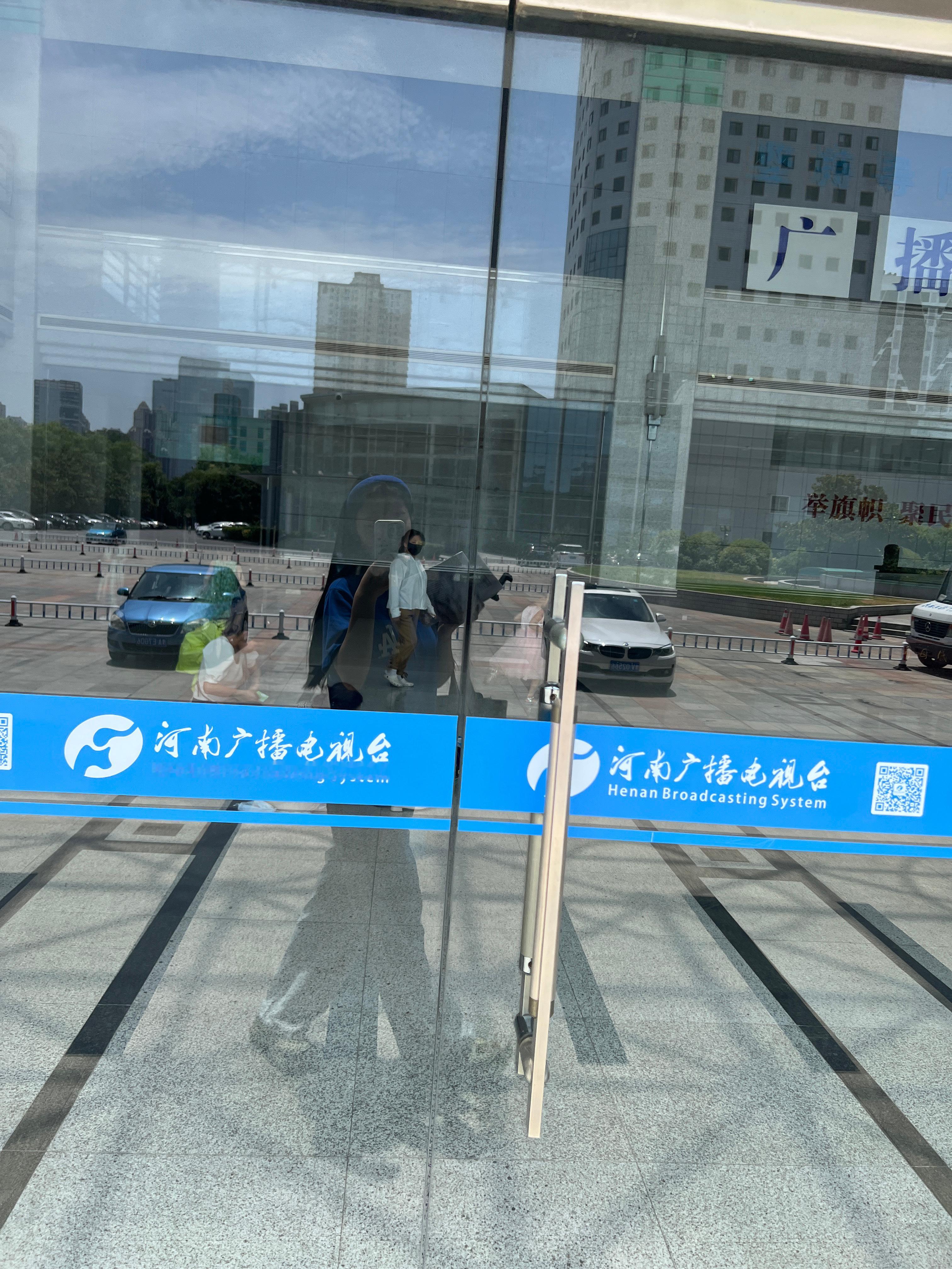 ……当牛做马的一天  ​​​
