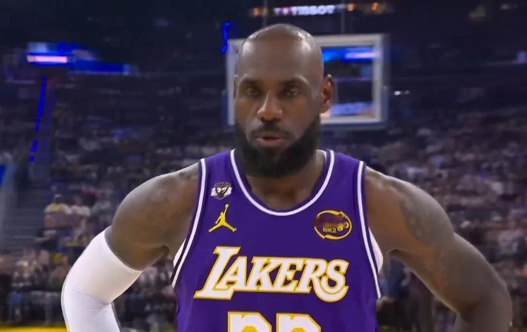 常规操作
湖人就这样
看衰的时候雄起
看好的时候拉胯
不过还是恭喜湖人
暂时守住