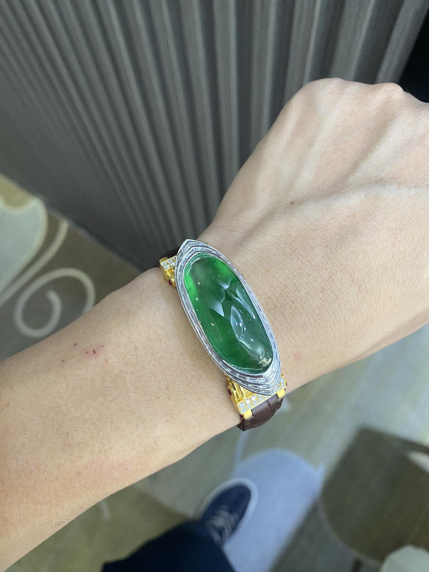 终究还是逃不过戴皮带😂