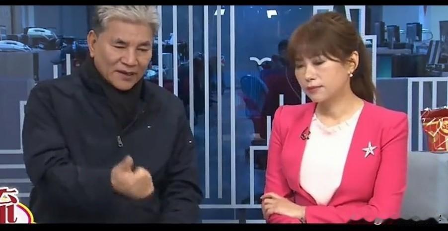 2月2日国民党副主席萧旭岑率团访问北京，随团专家李鸿源坦言是来为企业找出路。
明