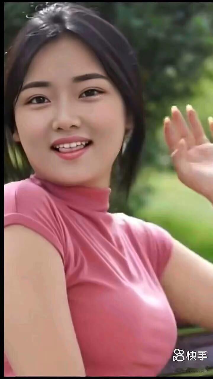 阳光明媚的一天，微笑迎接美好！🌞😊