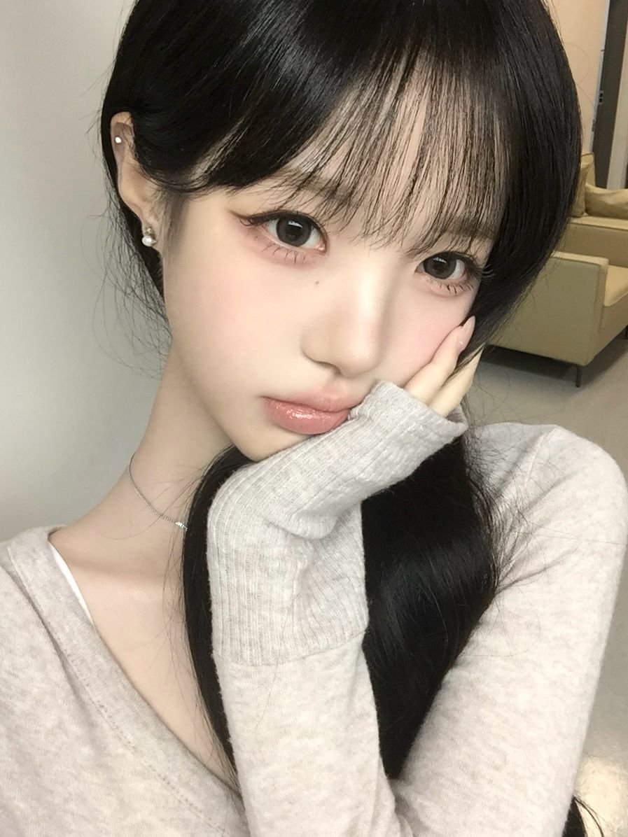 tripleS Chaewon金采湲 ✉️ 