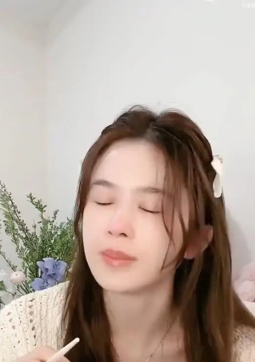赵樱子自认十分孝顺，每月给父母3000元生活费，但父母仍不知足 