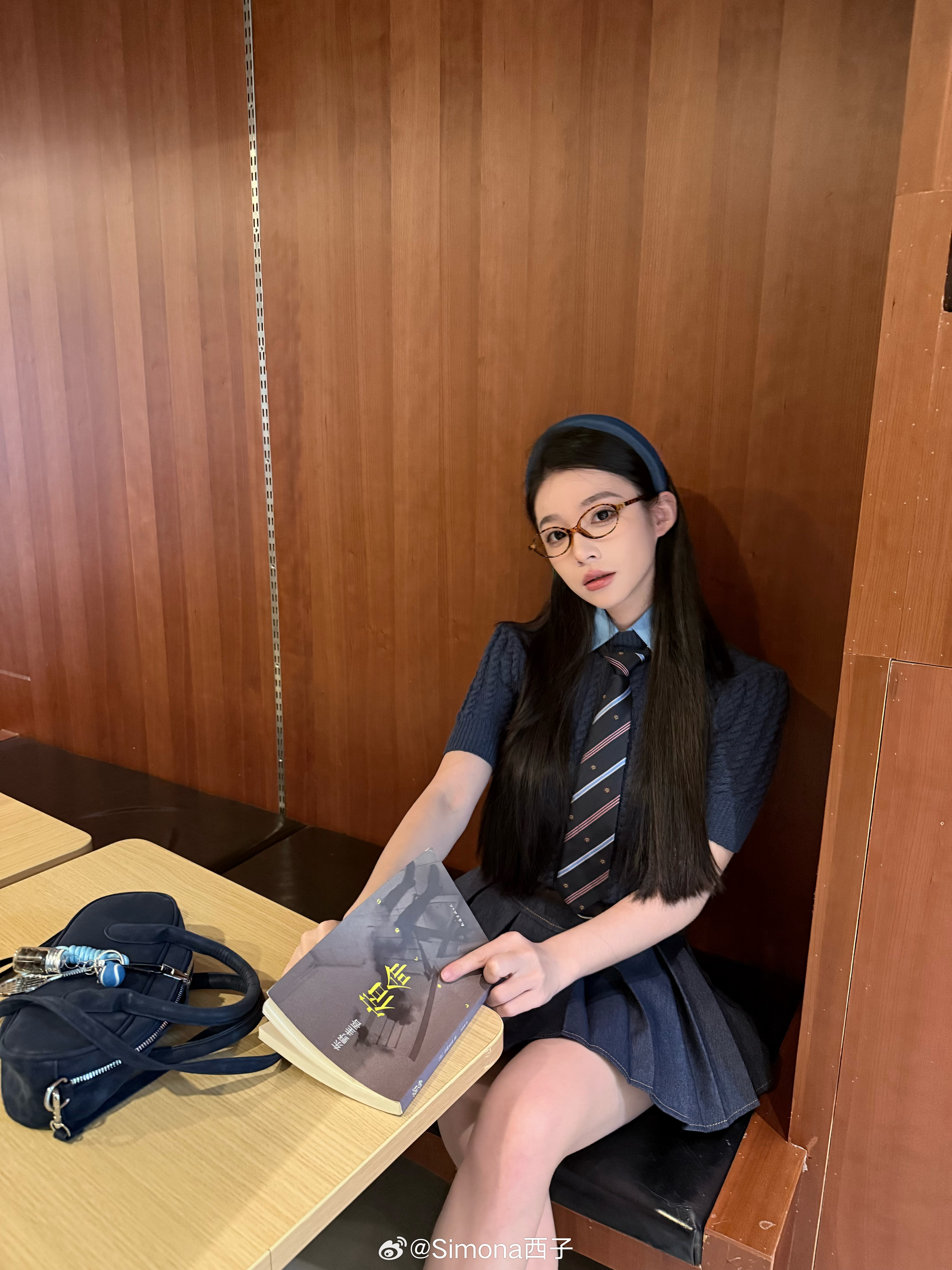 miu系学姐🧳📚藏青｜浅灰   『这条揪☝🏻任选』🔹藏青针织给人小复古的