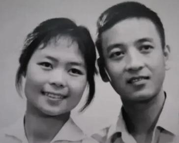 1980年，北京知青为回城，狠心抛弃3岁儿子。没想到，43年后，她去医院检查，发