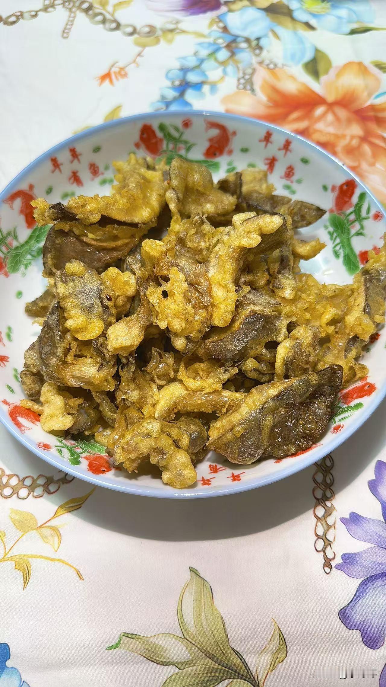 昨天我小姑的账号，因为多次违规的问题首发这个功能被取消了。

原来，平时每一天大