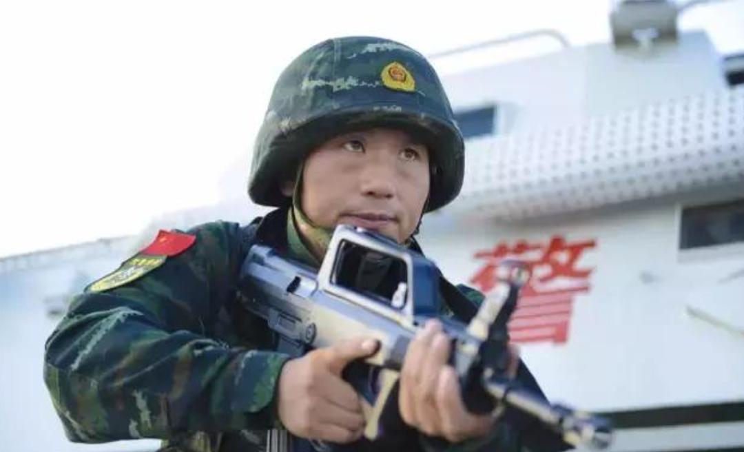 赵永飞，男，汉族，1981年11月生，山东临沂人，中共党员，1999年12月入伍