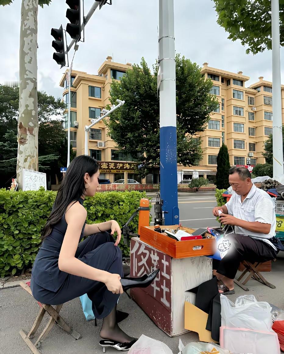 那些奔四、五年纪的人，如果真的找不到工作，真的可以学一下这项技能保命的。

这技