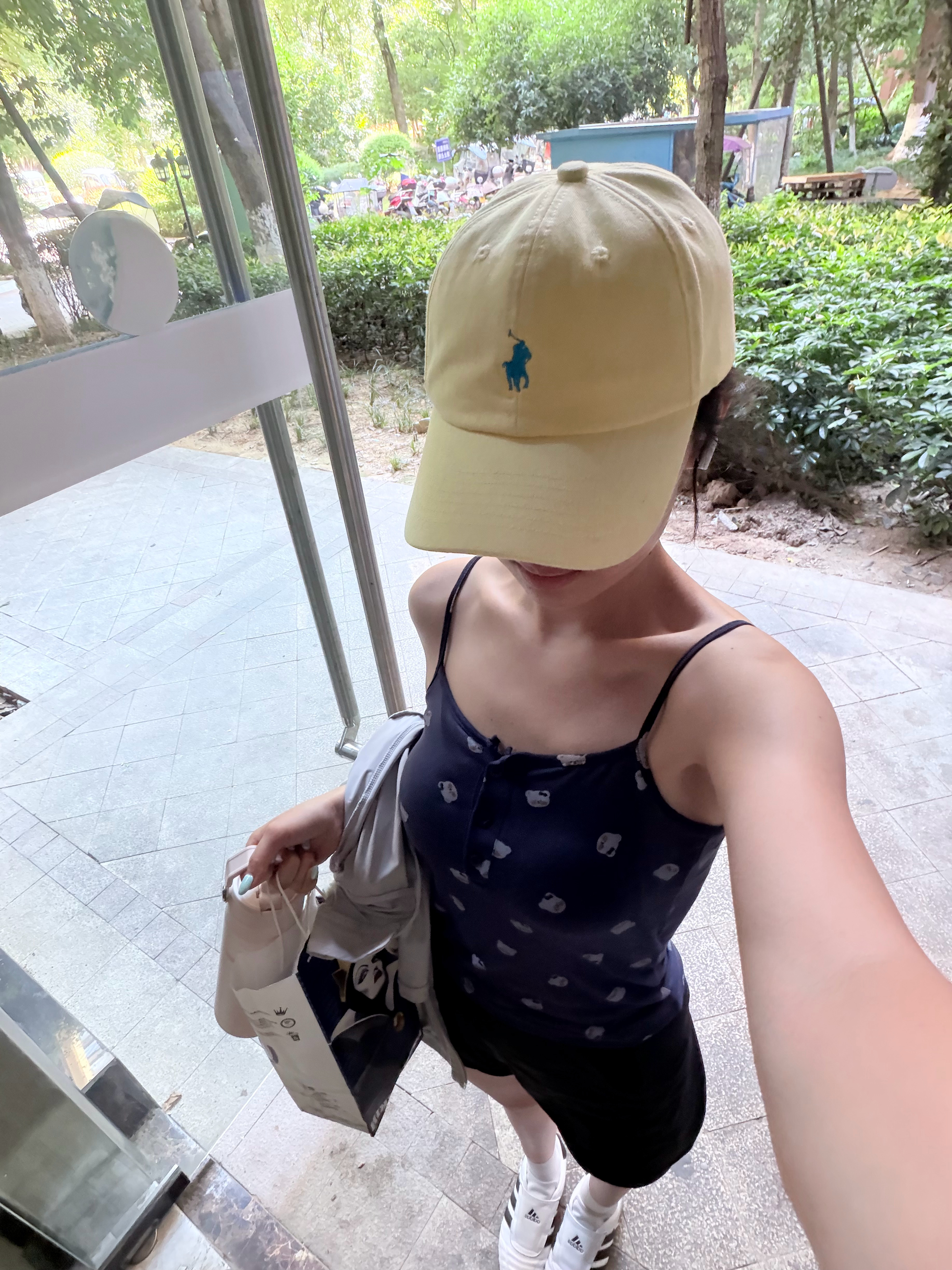 每日一打卡差点忘记了有胸垫的吊带给到满分！日常大学生喜爱内容共创计划