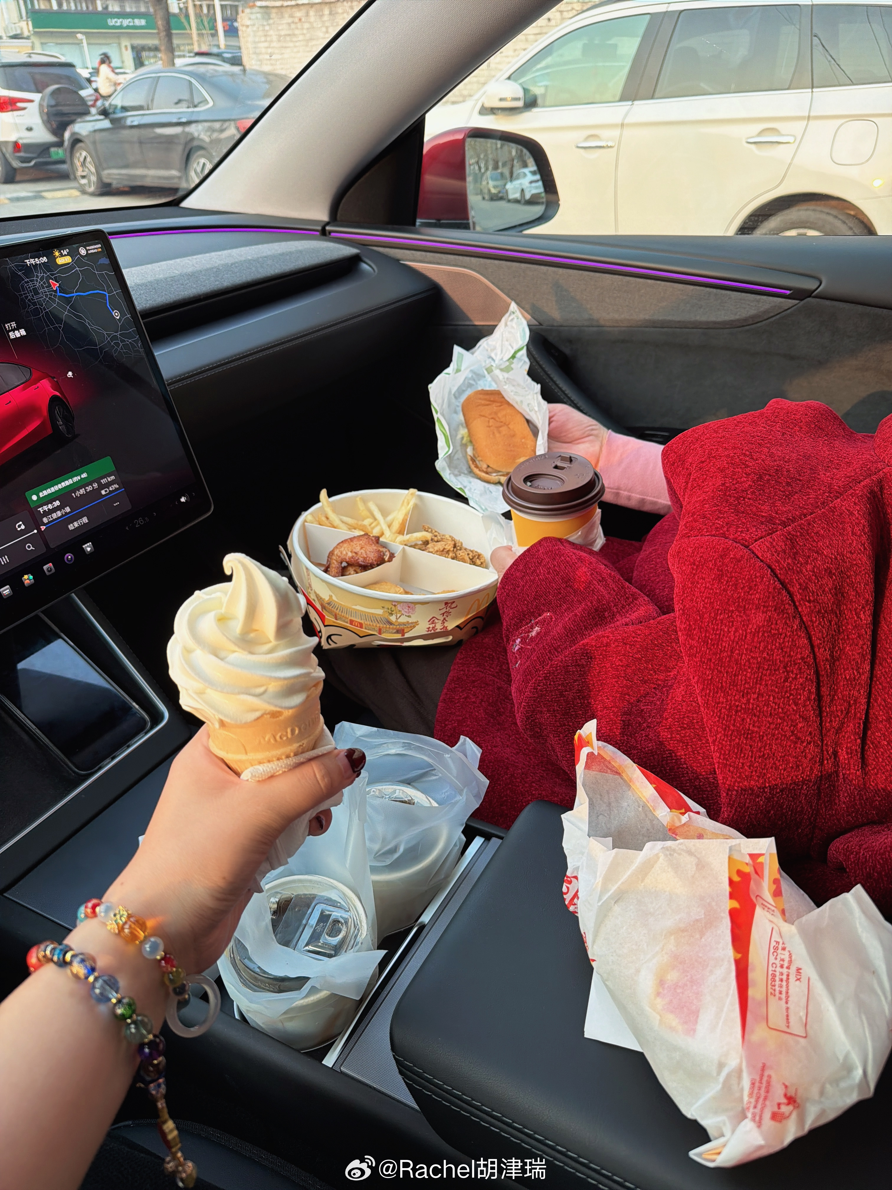 好久没吃冰淇凌了 yammy