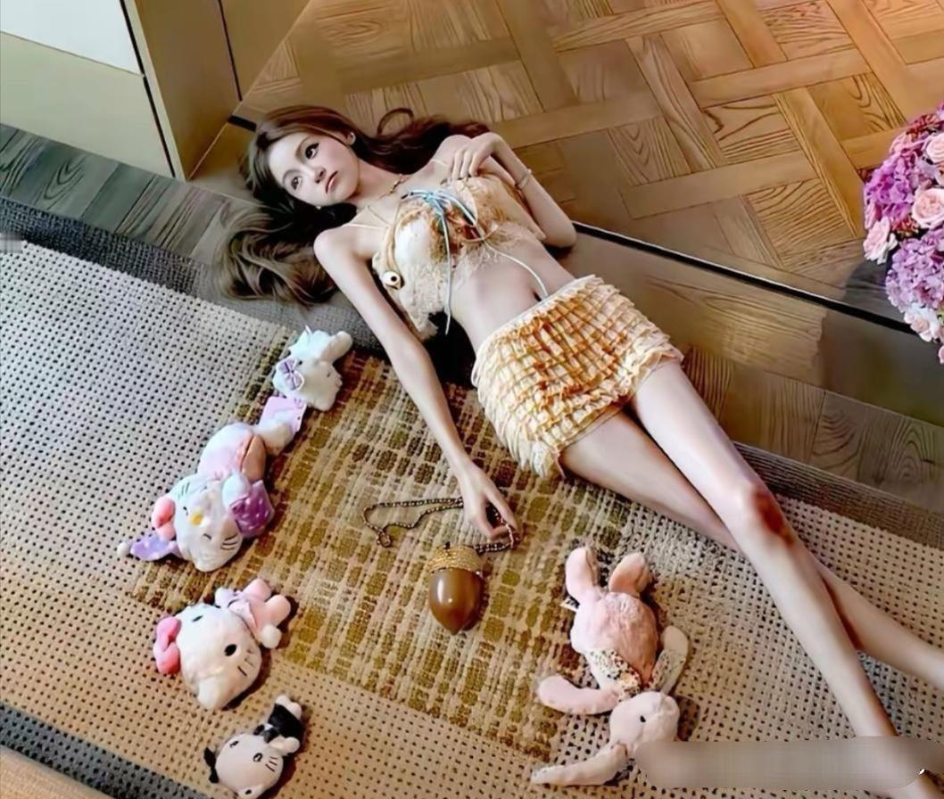 王思聪的女朋友，瘦的像个假人