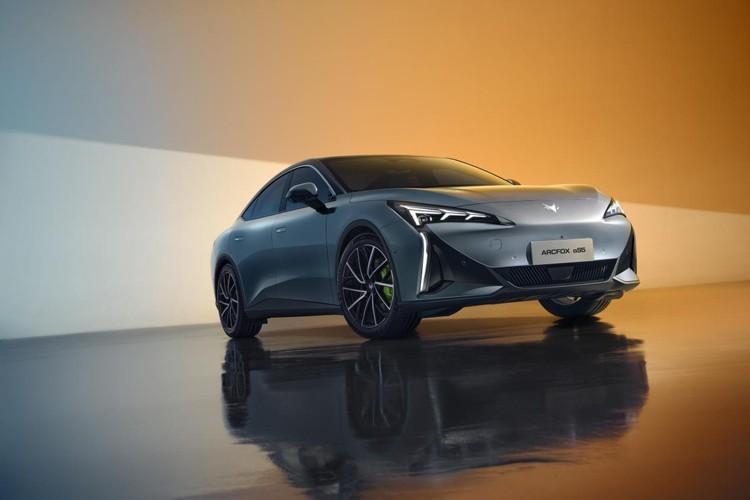 【阿尔法S5将于今晚（4月22日）开启预售】阿尔法S5为品牌首款纯电B级车，外观