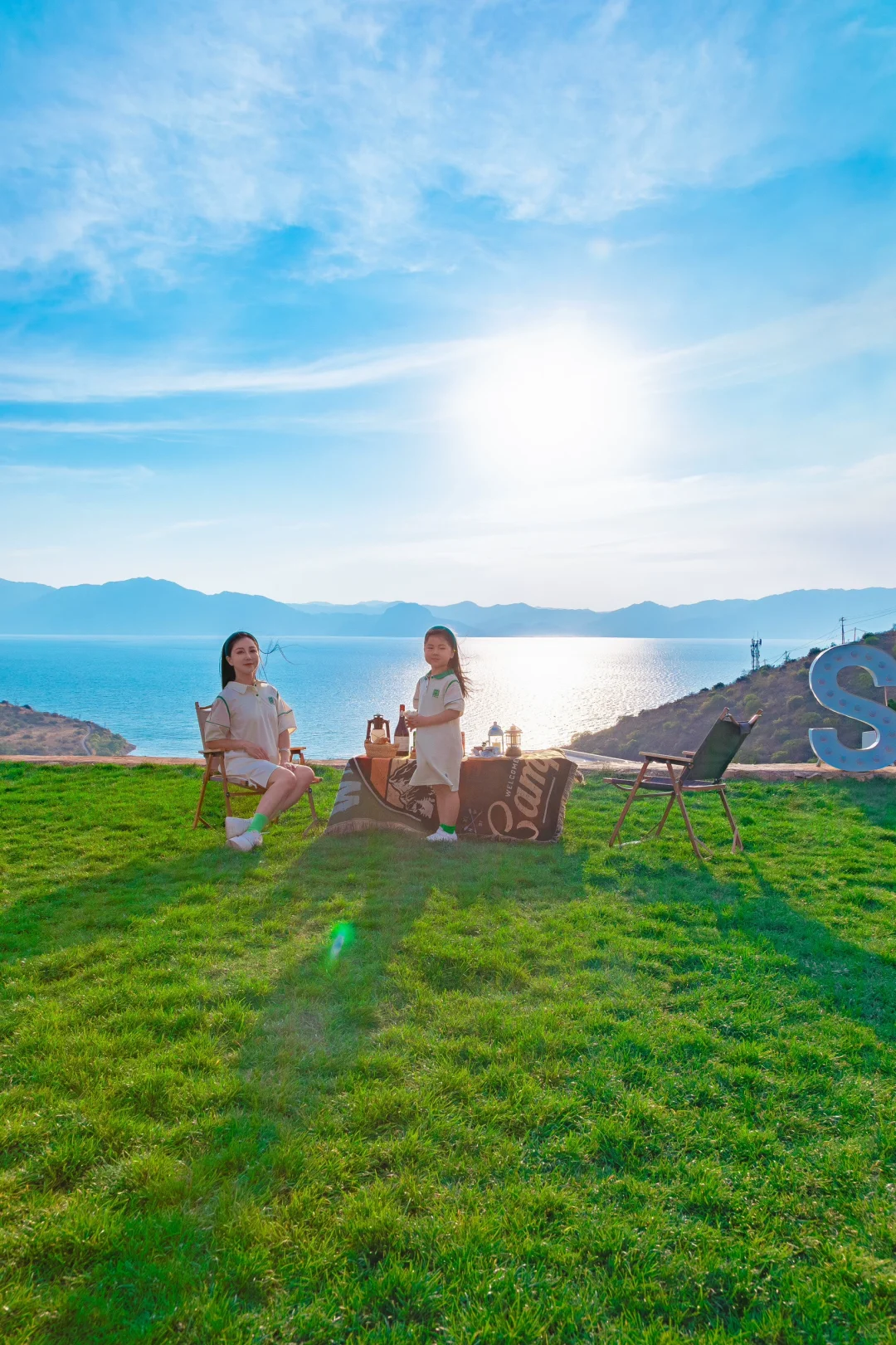 🌊⛰️日落山巅营地！面朝大海，遛娃新去处