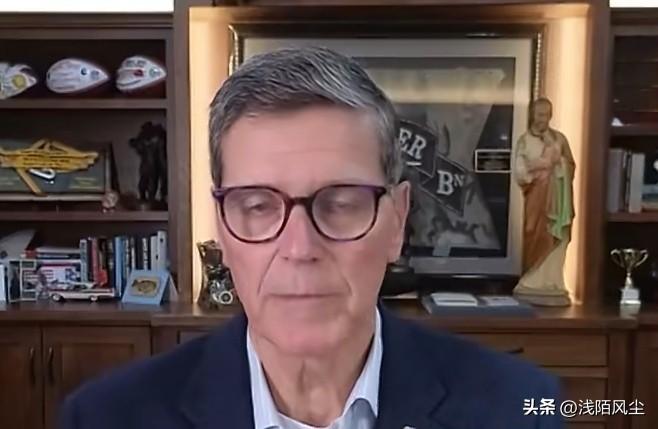 前美军中央司令沃特尔在采访中表示，霍尔木兹海峡 狭窄浅险，伊朗占据三面地理优势，