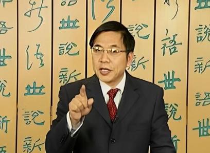 “中医不灭，天理难容？”中南大学的教授张功耀曾经发起万人签名，要求取消中医药，这