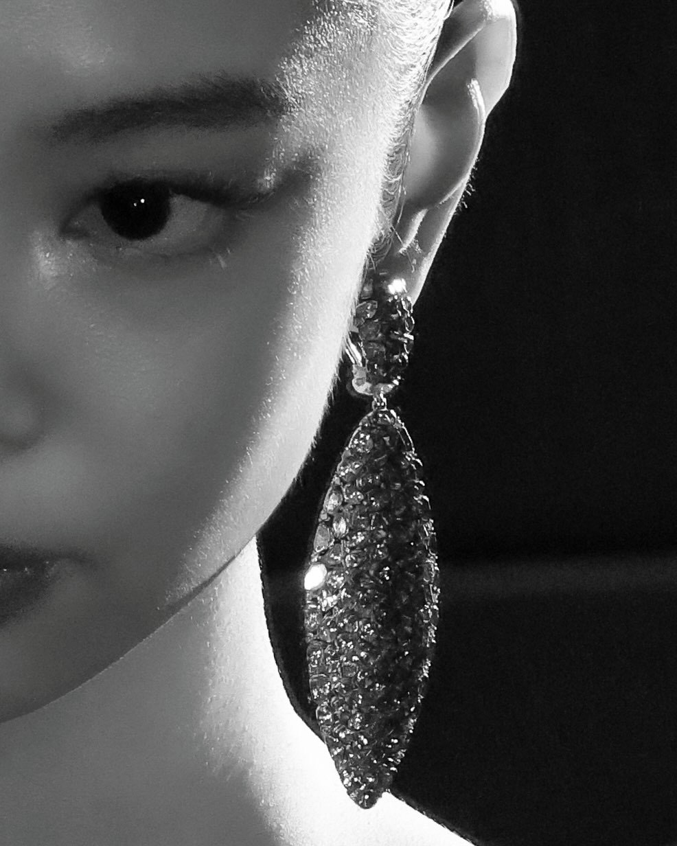 Jennie in Schiaparelli for 2026 Time 100