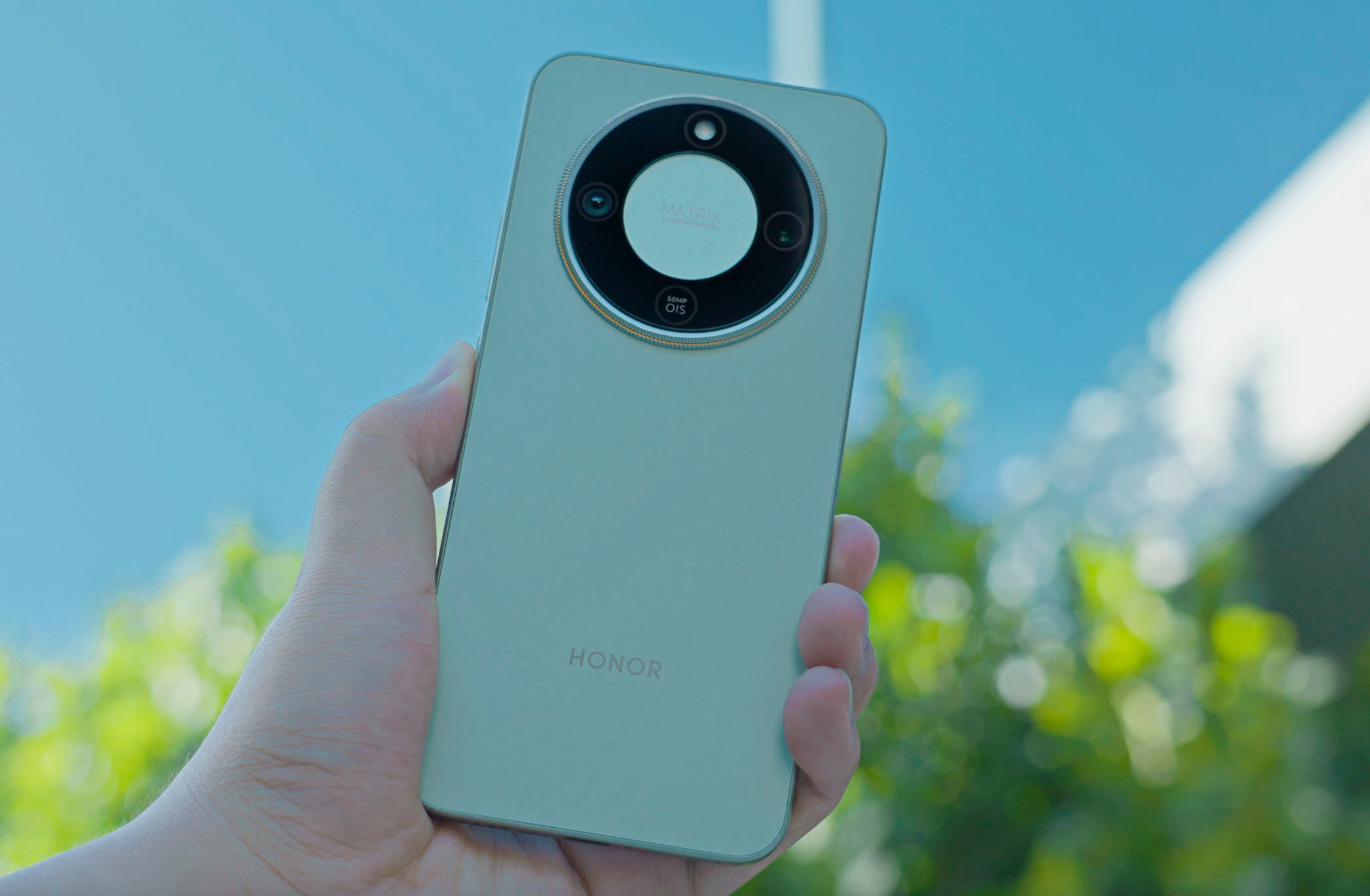 荣耀X70 可靠性测试 外放81dB、5G下行普遍五百兆左右、弱网Wi-Fi下载