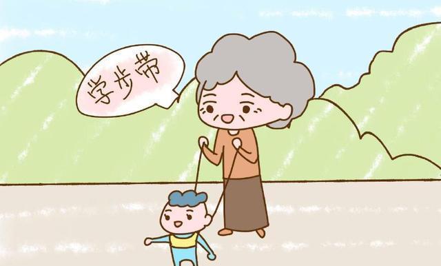 孩子学步，别用围巾拽。
那玩意儿一勒，脖子受罪，腿还学不会。
软地板上放着，让他