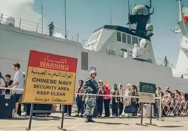 各国武装势力不敢拦截中国撤侨队伍，不是运气，而是一笔算清楚的利弊账。很多人疑惑，