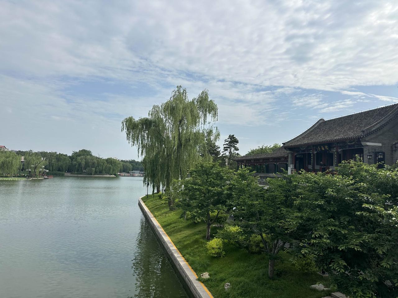 上海的房价正式进入上涨模式，在经历了较长时间的调整期后，上海楼市正展现出前所未有