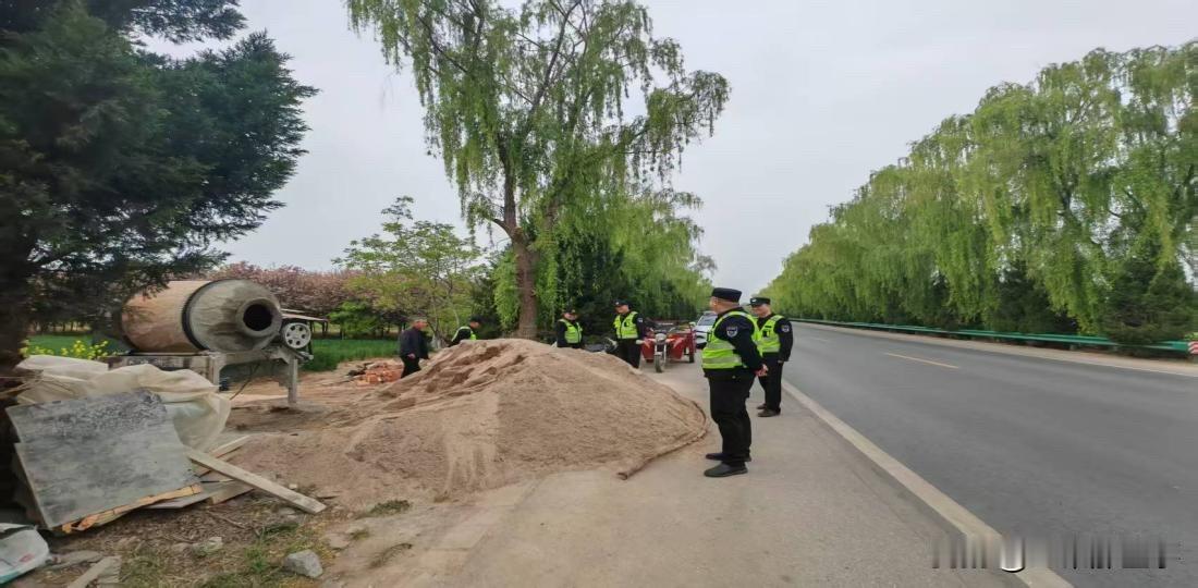 为进一步优化公路通行环境，提升路域环境整体面貌，保障公路安全畅通，近日，宝鸡市交