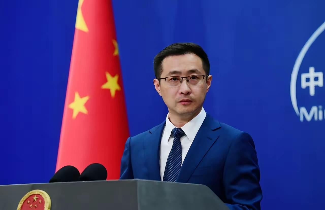 1200吨战略石墨走私美国，背后谁在一路开绿灯？
​​简直怒不可遏！天理何在！咱