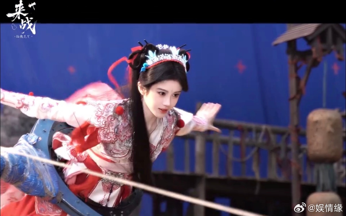 来战祝阿黛鞠婧祎生日快乐 《来战》发的庆生花絮直接戳中人心！鞠婧祎又美又飒，阿黛