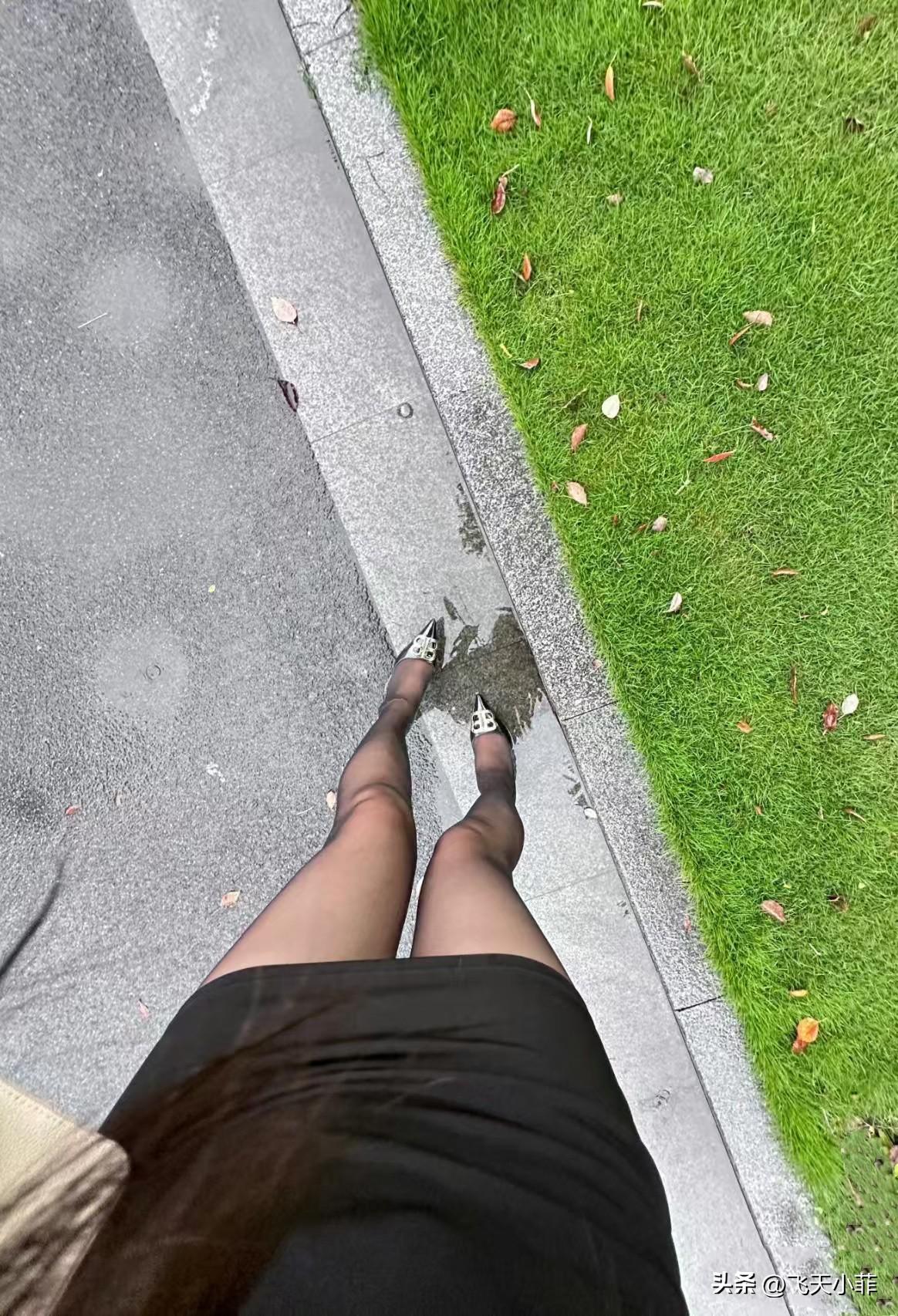 空姐小菲的慢时光[彩虹]
果然，一场秋雨一个寒，温度真的降下来了[微风]
虽然人