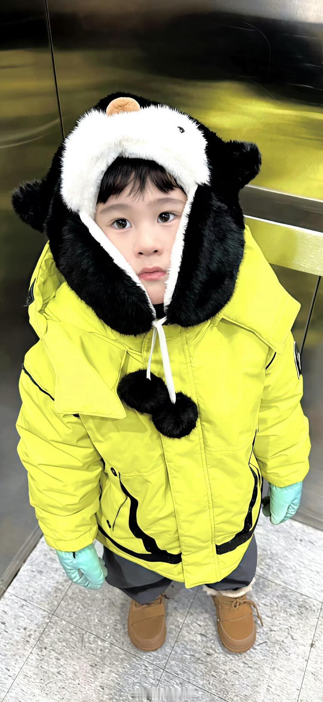 马立奥Leo[超话]  「马立奥 壁纸 / 头像 大放送」⛄️☃可可爱爱的松子宝