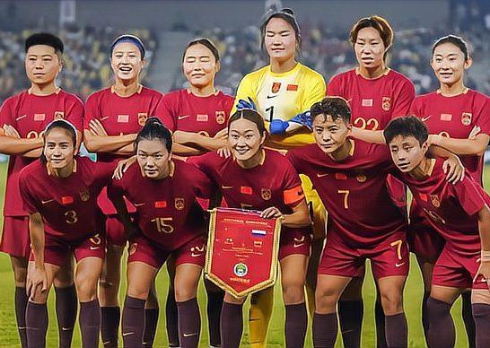 中国女足再战俄罗斯女足
今晚19:00，武汉国际足球邀请赛中国女足同俄罗斯女足进