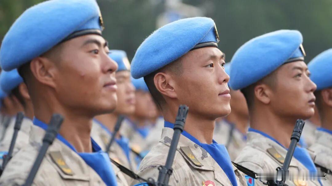 香山论坛：没肌肉就难和平！

九三阅兵让世人震撼，西方渲染“中国威胁论”，其实，