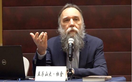 被称为“普京大脑”的杜金警告中国，有一说一，话很难听，但却是大实话：中国若决定武