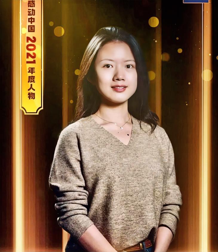 感动中国人物江梦南升级当妈妈了

“感动中国”的江梦南当妈妈了！她近日晒照配文“