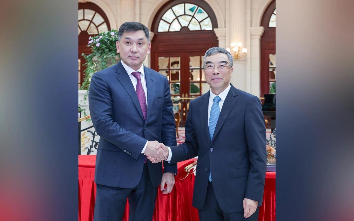 哈萨克斯坦国家铁路公司与中国华为探讨在铁路运输中应用人工智能技术

哈萨克国际通