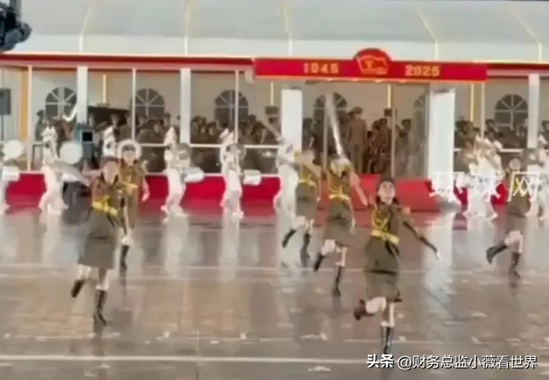朝鲜这次阅兵的规模和气势，我感觉也就仅次于我们。而且朝鲜女兵也不错，舞剑英姿飒爽