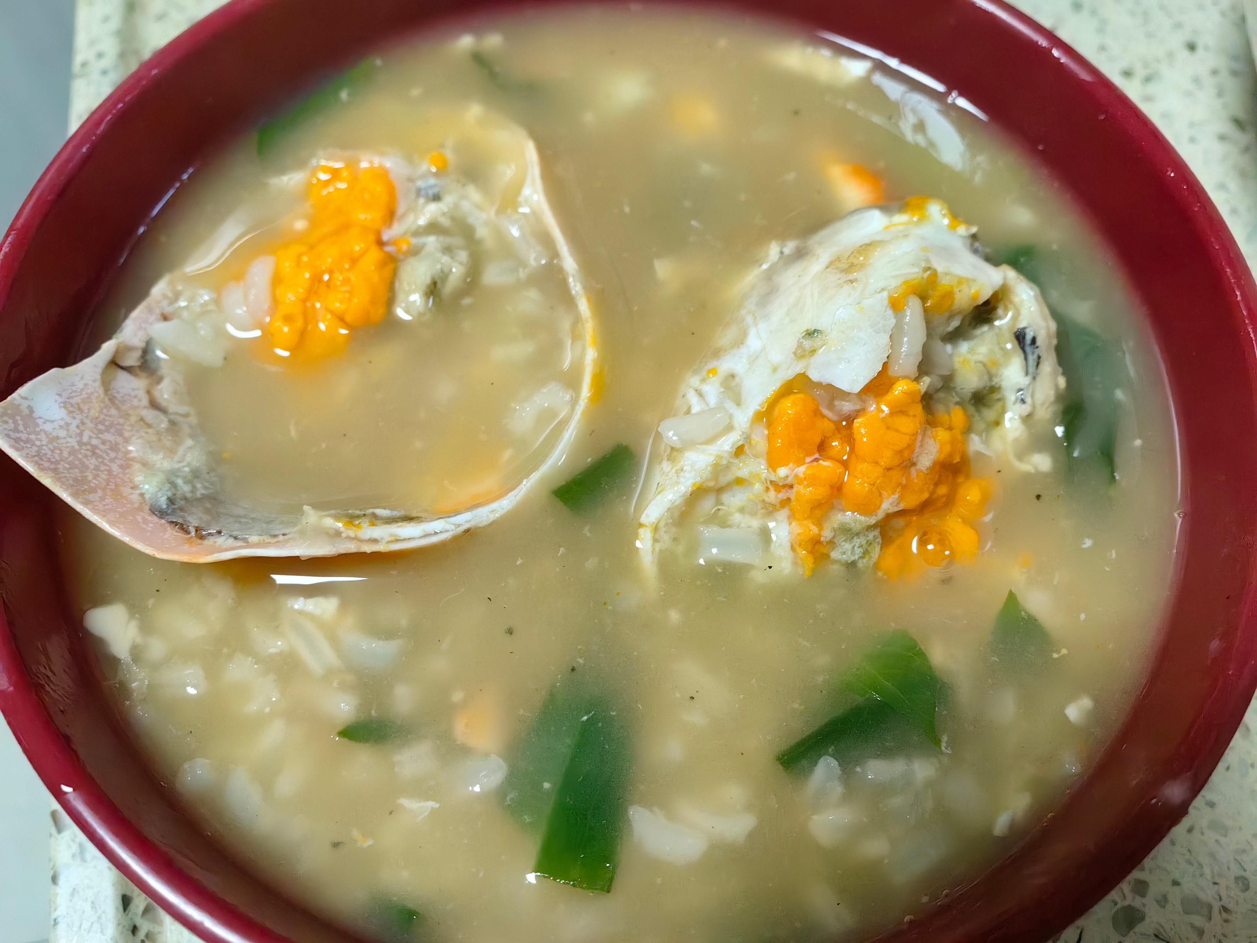 家常菜午餐，做了红膏蟹粥。 
