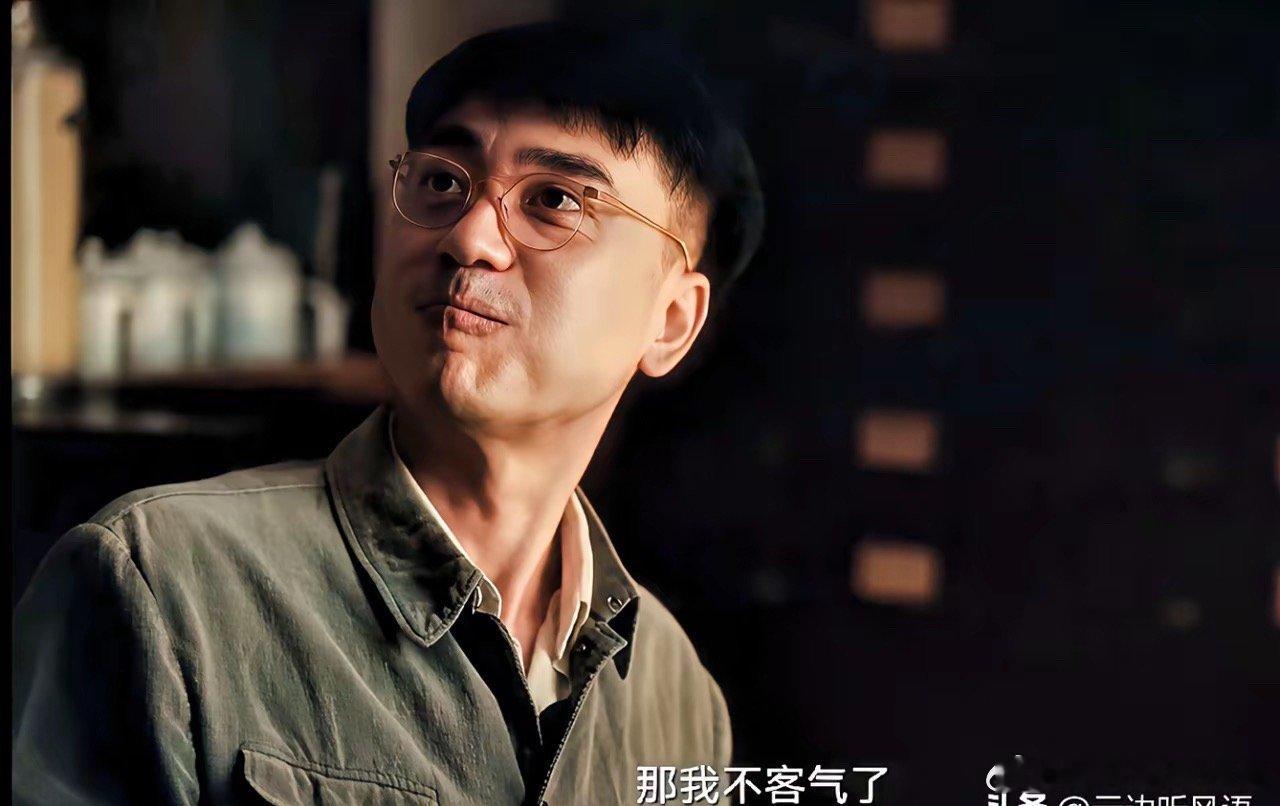 劝大家千万不要去看《足迹》，因为看过之后你马上就会后悔。不是因为它不好看，而是因