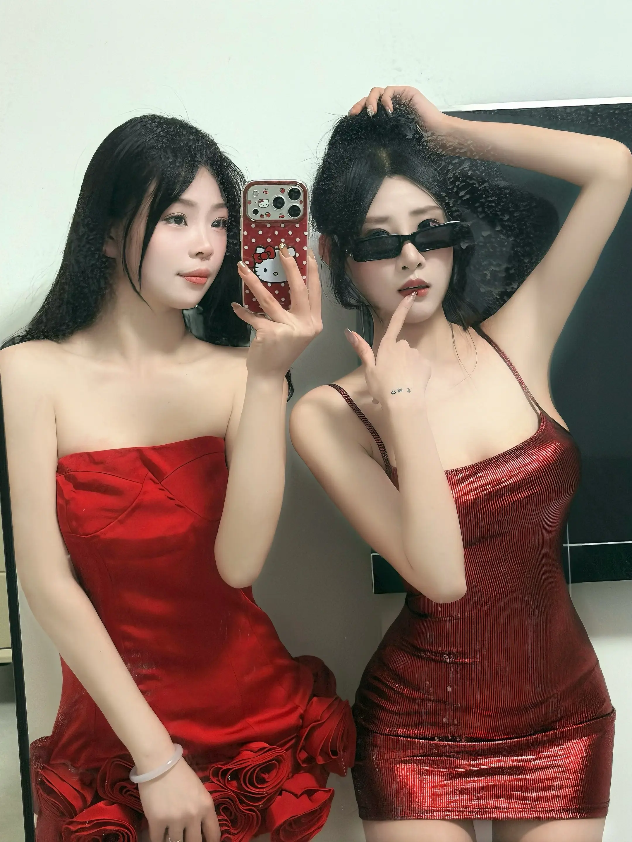 我将贷款起诉这面镜子