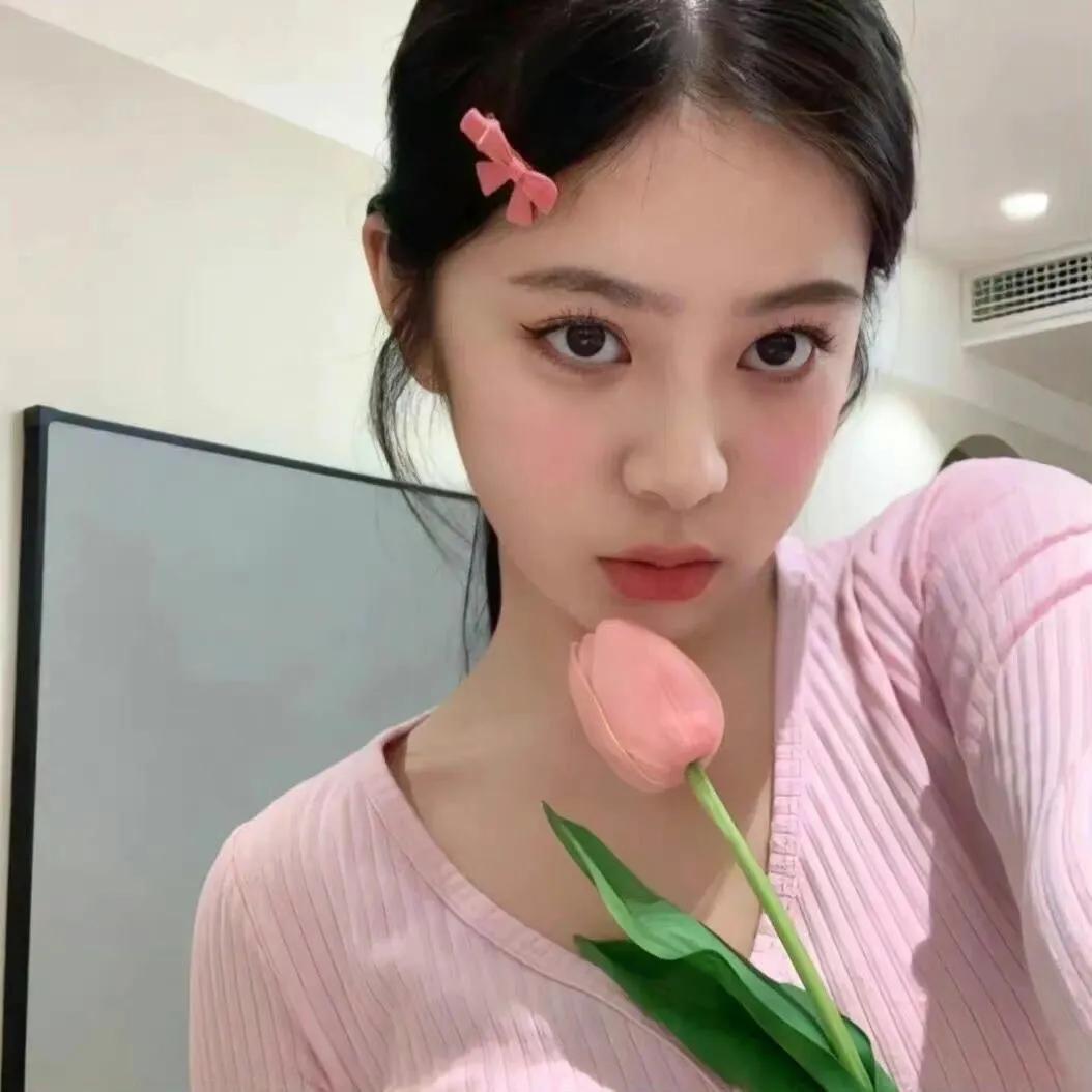 情人分手必备三件套：改备注，删微信，设置电话勿扰模式。
可往往，你删除微信的时候