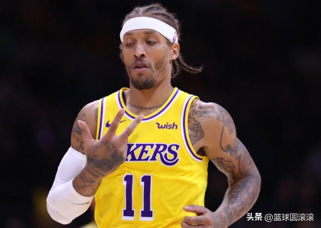 🤯疯了！这5人组一队，现代篮球直接大结局，三连冠起步！😱
 
😱看懵所有人