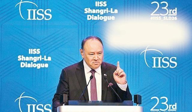 大国力量维护国家尊严成熟“新模式”，对菲律宾防长及亲属制裁。

对菲律宾防长特奥