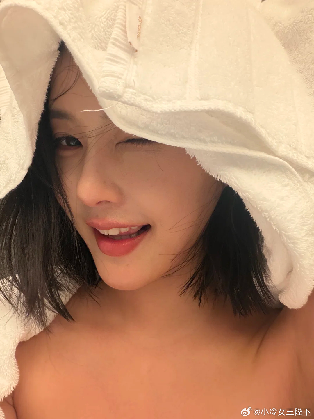 服了穿裤子了袖子挡住了说什么乱七八糟的 